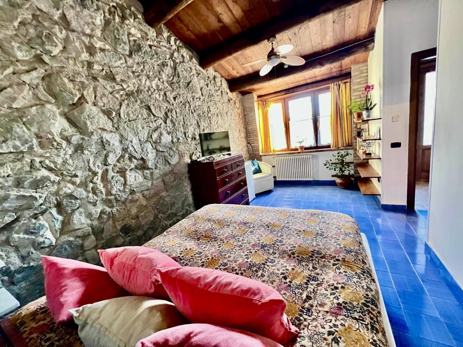 Collina Blu Bed & Breakfast Bolsena Bagian luar foto
